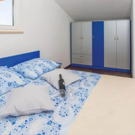 Grljusic - One Bedroom 208